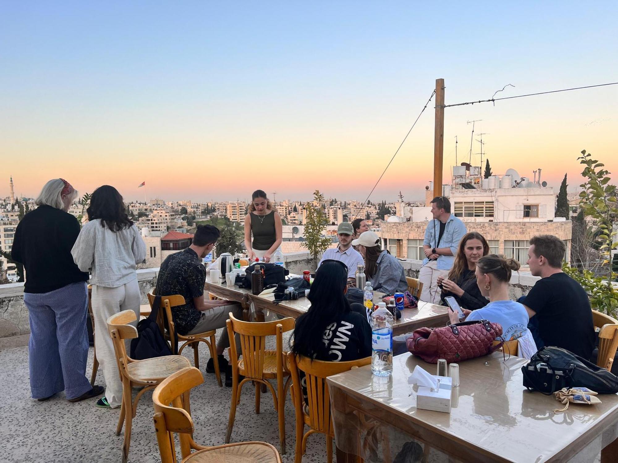 Battuta Hostel Amman Exteriör bild